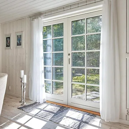 Сasa de vacaciones 5 Person In Aakirkeby Vester Somarken