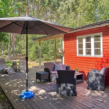 5 Person In Aakirkeby * Vester Somarken