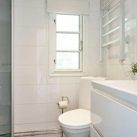 度假居 5 Person In Aakirkeby