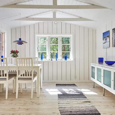 度假居 5 Person In Aakirkeby Vester Somarken