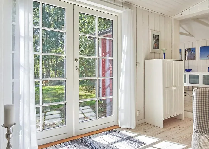 5 Person In Aakirkeby Vester Somarken