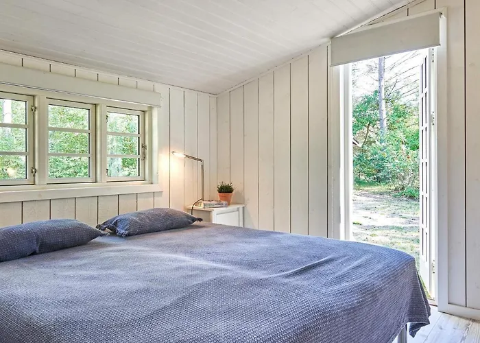 5 Person In Aakirkeby Дом отдыха *