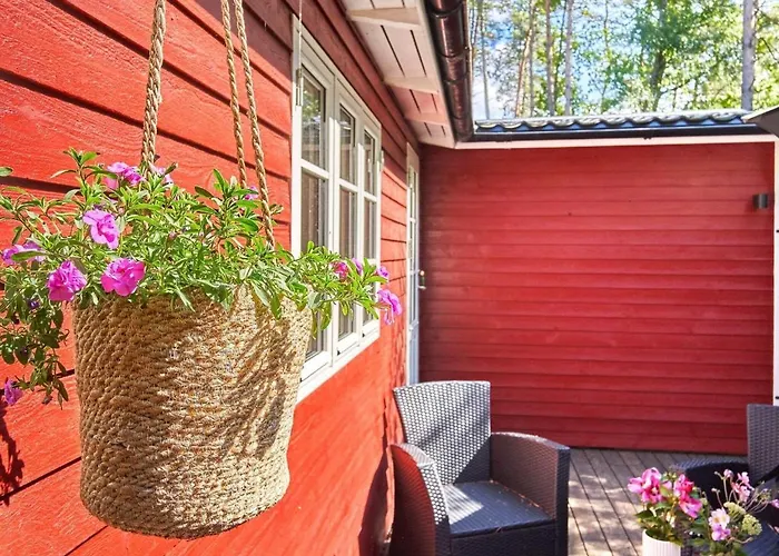 5 Person In Aakirkeby Vester Somarken