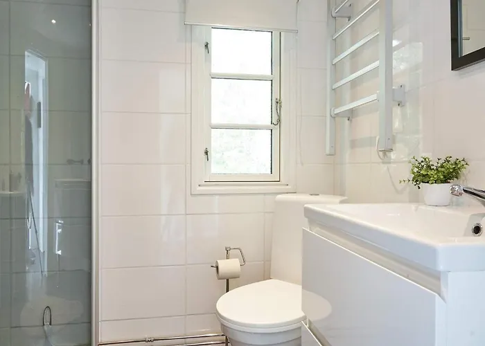 Дом отдыха 5 Person In Aakirkeby